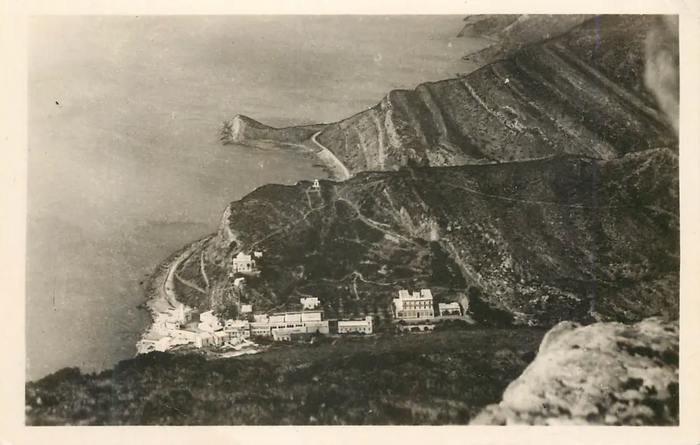 Korbous — Vista Aérea — Édition du Domaine d'Art, Tunísia - Frente