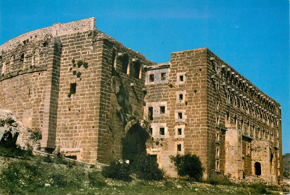 Aspendos (Belkis) — O anfiteatro melhor preservado do mundo — Yılmaz Yüksel Postcards - Frente
