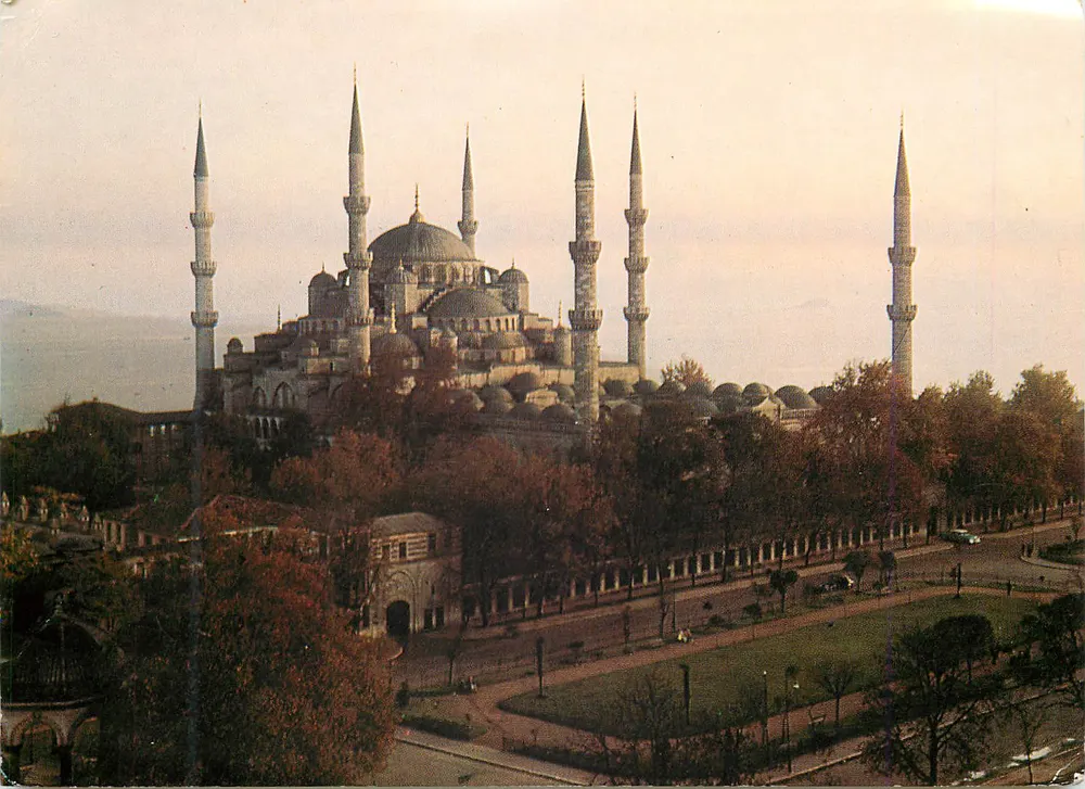 नीली मस्जिद — इस्तांबुल — एडिटर APA OFSET BASIMEVI ISTANBUL, संख्या 34/128 - आगे