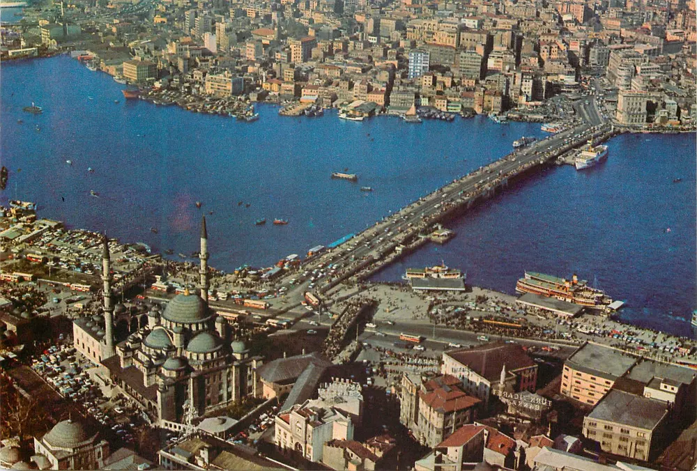 Istanbul - Luftansicht des Bosporus und der Galata-Brücke — Panorama Turc - Vorderseite