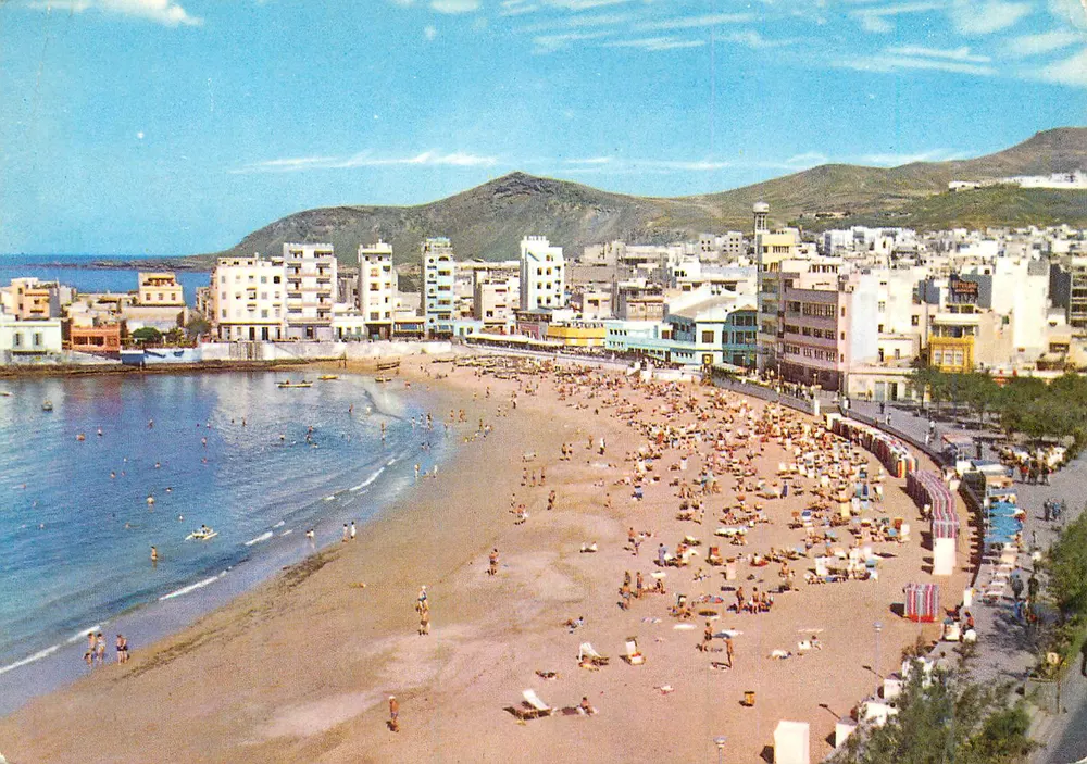 Plage de Las Canteras — hiver — éditeur Fotocolor Valman, n° 218 - Recto