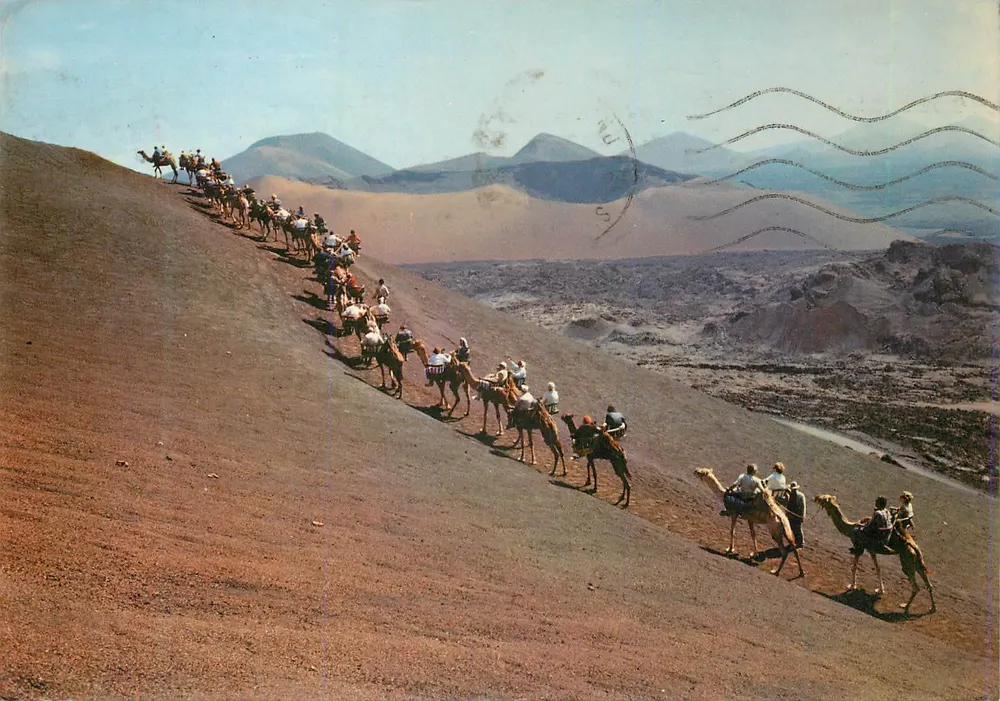 Montaña del Fuego (Caravana) — Lanzarote — Éditeur Comercial Silva, n° 20 110 - Vorderseite