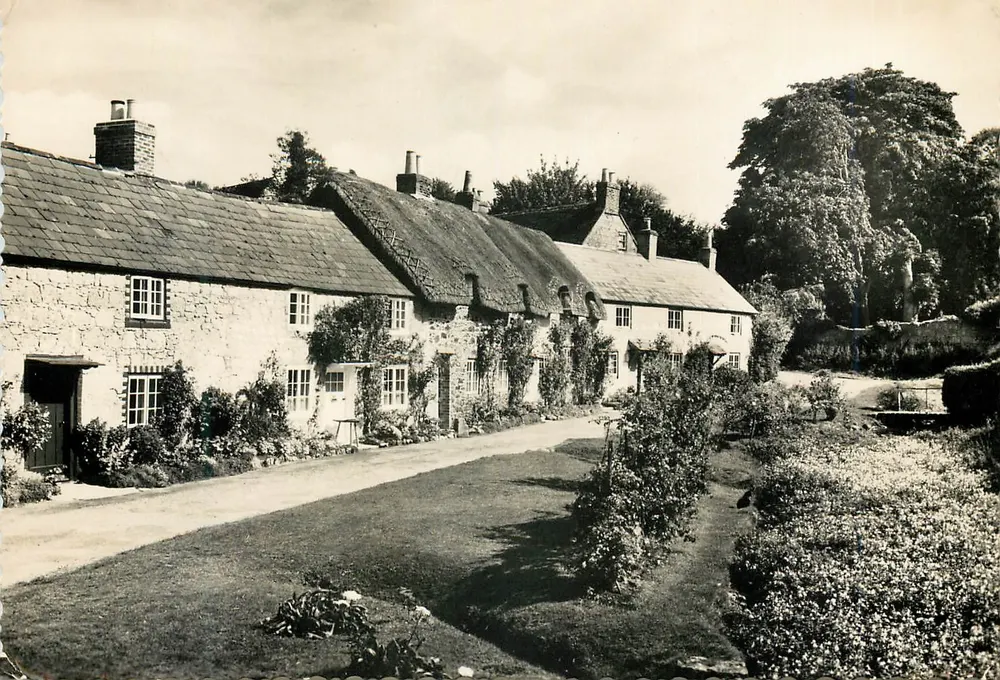 Cottage Row — Insel Wight — Valentinstag-Karte - Vorderseite