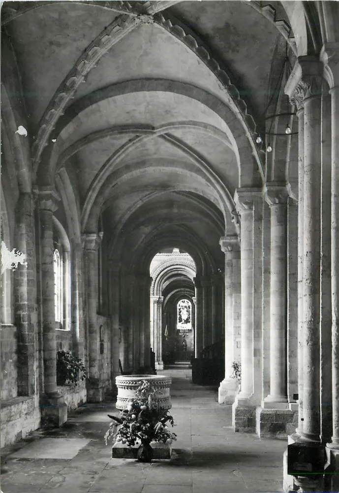 Romsey Abbey - Aula Settentrionale — Hampshire — Una Carta di Gordon Fraser - Recto