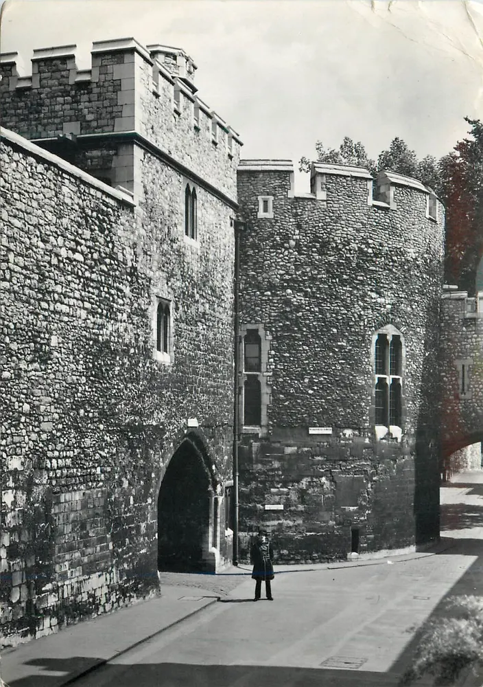 Turm von London — Wakefield Tower und Bloody Tower — J. Somerset Murray, F.I.B.P. A(N)2 - Vorderseite
