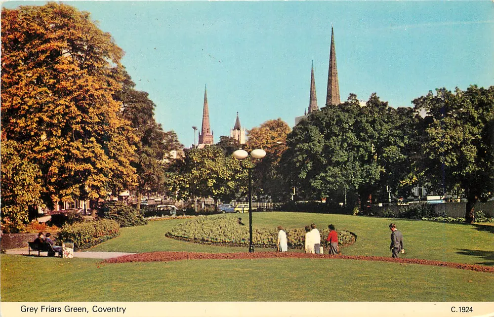 Grey Friars Green, Coventry — visão do parque com igreja no fundo — C.1924 - Frente