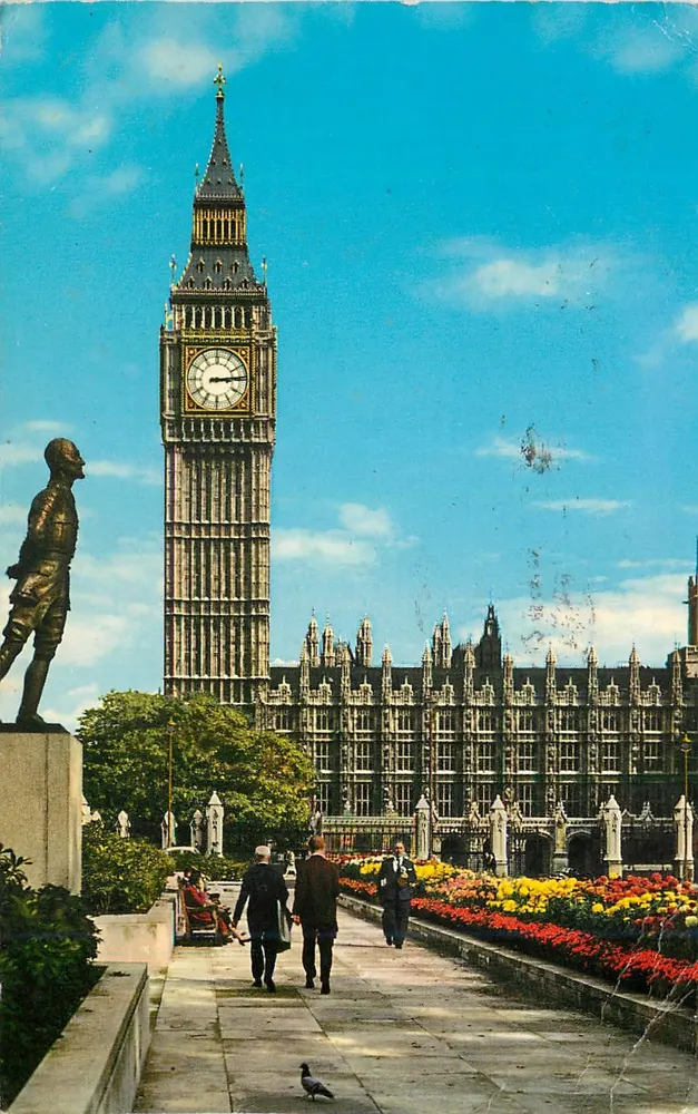 Big Ben, Londres — vue du Parlement avec statue et fleurs — Published by John Hinde Ltd. - Awers