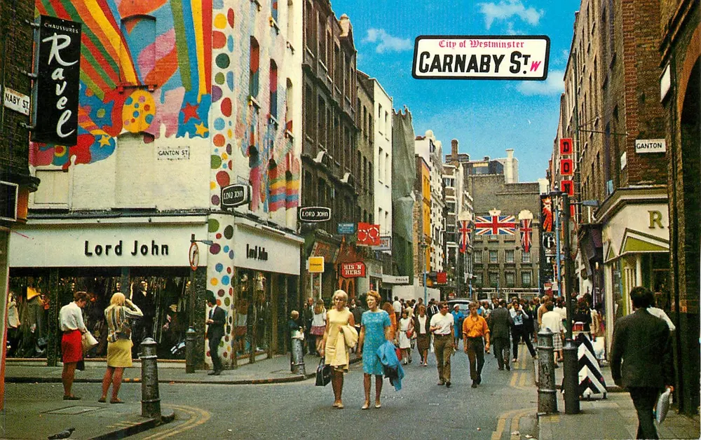 Rua Carnaby — Londres — editor The Photographic Greeting Card Co., Ltd. n°1333 - Frente