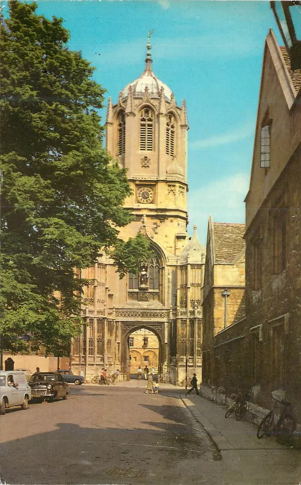 Tom Tower, Christ Church, Oxford — view of the tower and entrance — publisher PT10208 - Front