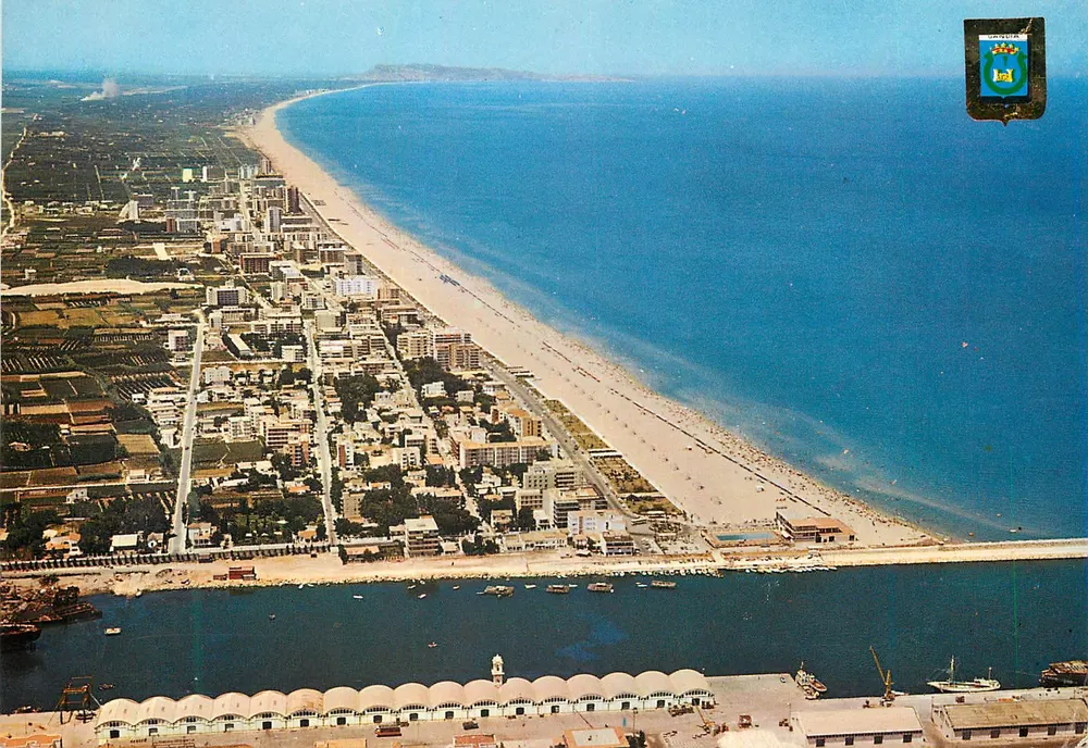 Gandia — Vue aérienne du port et de la plage — Éditions FISA - Recto
