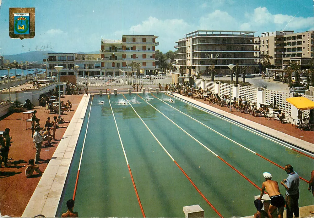 Piscine Club Nautique Gandia — Gandia (Valencia) — A. Subirats Casanovas - Vorderseite