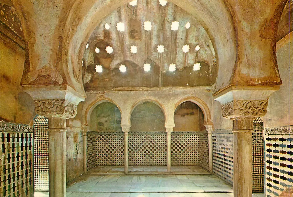 Alhambra — Sala dos Banhos — Ed. Beascoa n° 1319 - Frente