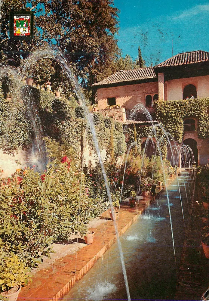 Patio de los Arrayanes — Jardins da Alhambra — Edições TISA - Frente
