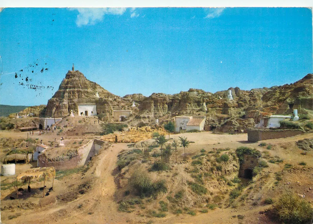 गुआडिक्स की गुफाएं — ग्रानाडा — प्रकाशक कोलर, श्रृंखला 45 संख्या 39 - आगे