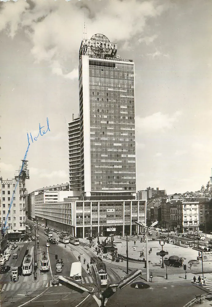 Bruxelas : Centro Internacional Rogier — Hotel Martini — editor Photo Véritable - Frente