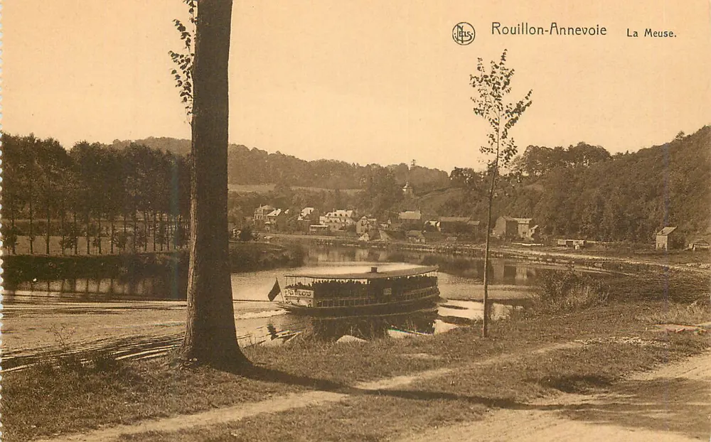 Rouillon-Annevoie — A Meuse — Editor N. EIS, Bruxelas - Frente