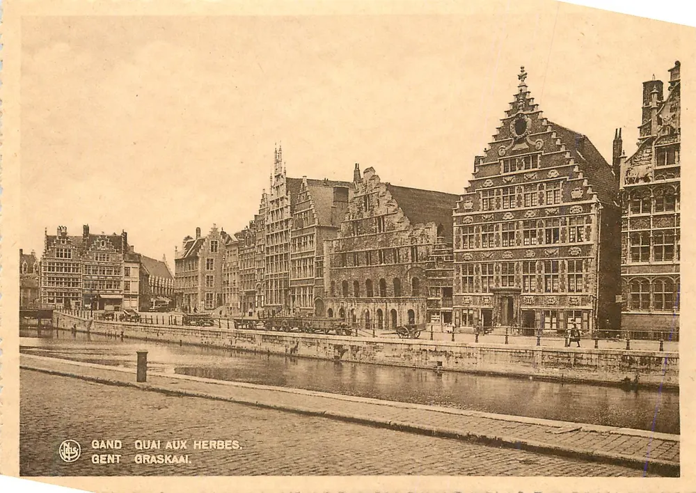 Gand Quai aux Herbes — uitzicht op de houten huizen langs de kanaal — uitgever N. Thill, Brussel, nr. 18 - Voorkant