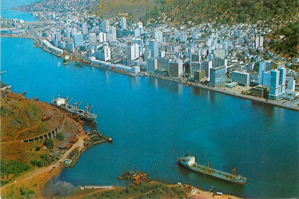Vitória — Vista aérea da cidade e do porto — Sociedade Gráficas Curitiba, N° 54 - Frente