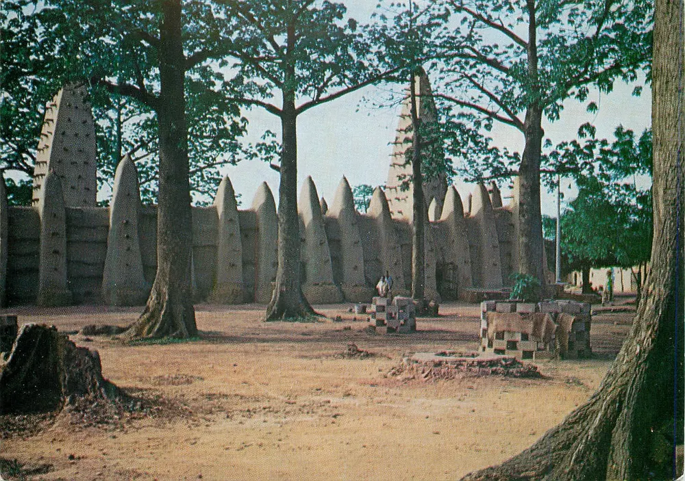 Grande mesquita de Bobo-Dioulasso — Bobo-Dioulasso — Edição LA SAVANE - Frente