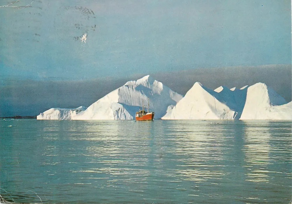 Navire de pêche orange — Disko Bugt, Groenland — éditeur Grønlund Publishers, Copenhague - Frente