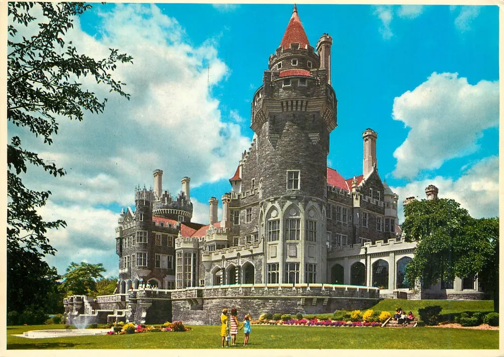 Casa Loma — Toronto, Ontario — John Hinde Limited, n° 2TOR1 - Front