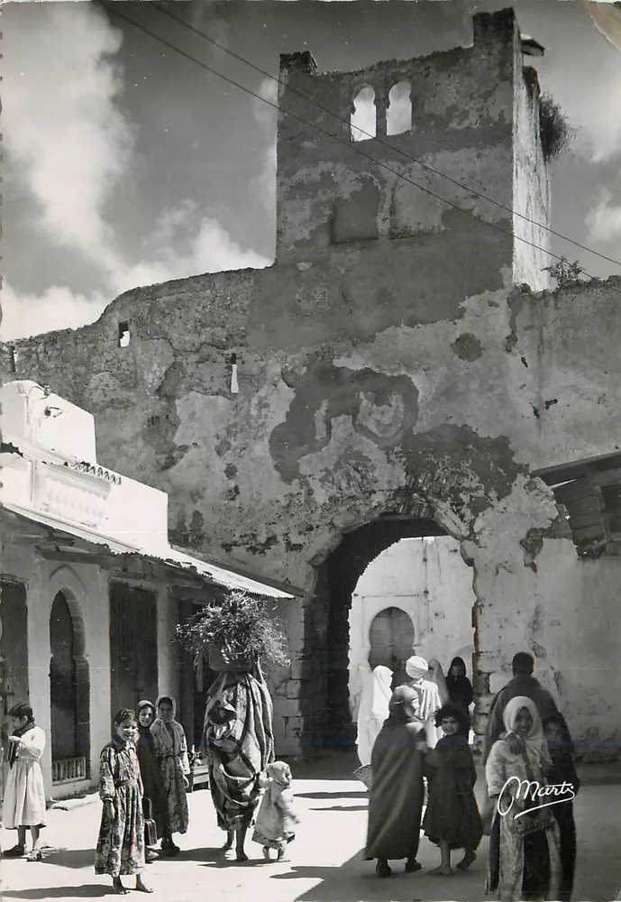 Azemmour — Velha Porta nos Muros — Studios-Éditions MARTI, Casablanca, n°1.523 - Frente