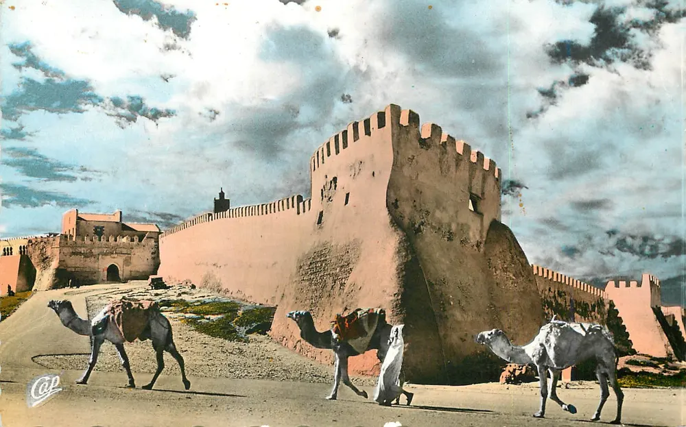Entrada da Casbah — A entrada da Casbah — Ci des Arts Photomécaniques, n°3401 - Frente