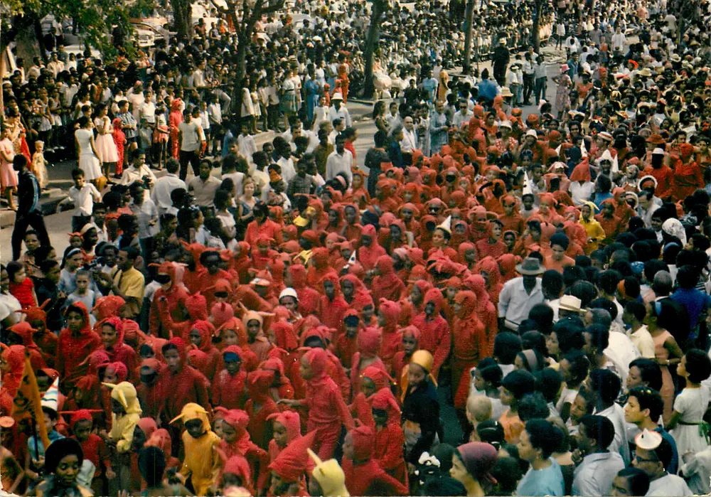 Karneval in Fort-de-France — Rote Teufel — Oliché ANCA BERTRAND, N°6 - Vorderseite