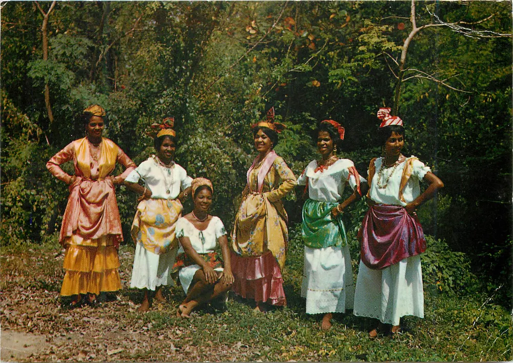 Martinique — Creole kleding (Martinicaanse folkloregroep) — Éditions Félix ROSETTE, n°202 - Voorkant