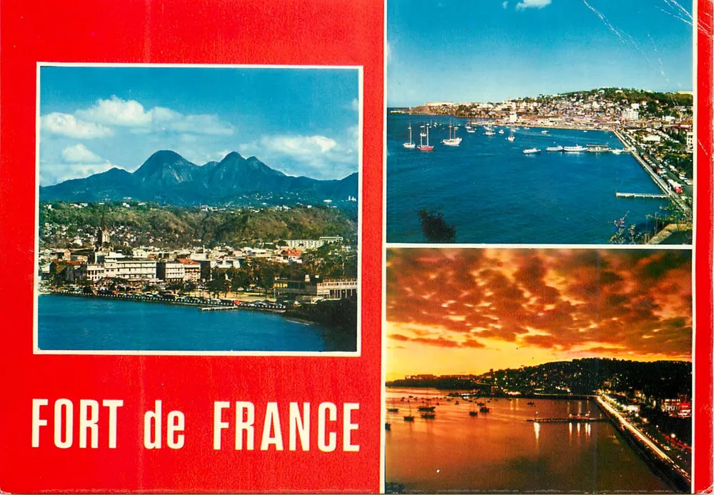 Fort-de-France — Panoramablick und Sonnenuntergang — Hachette Antilles - Vorderseite