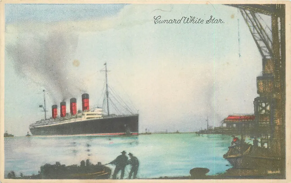 Cunard White Star — navio com quatro chaminés — editor não visível - Frente