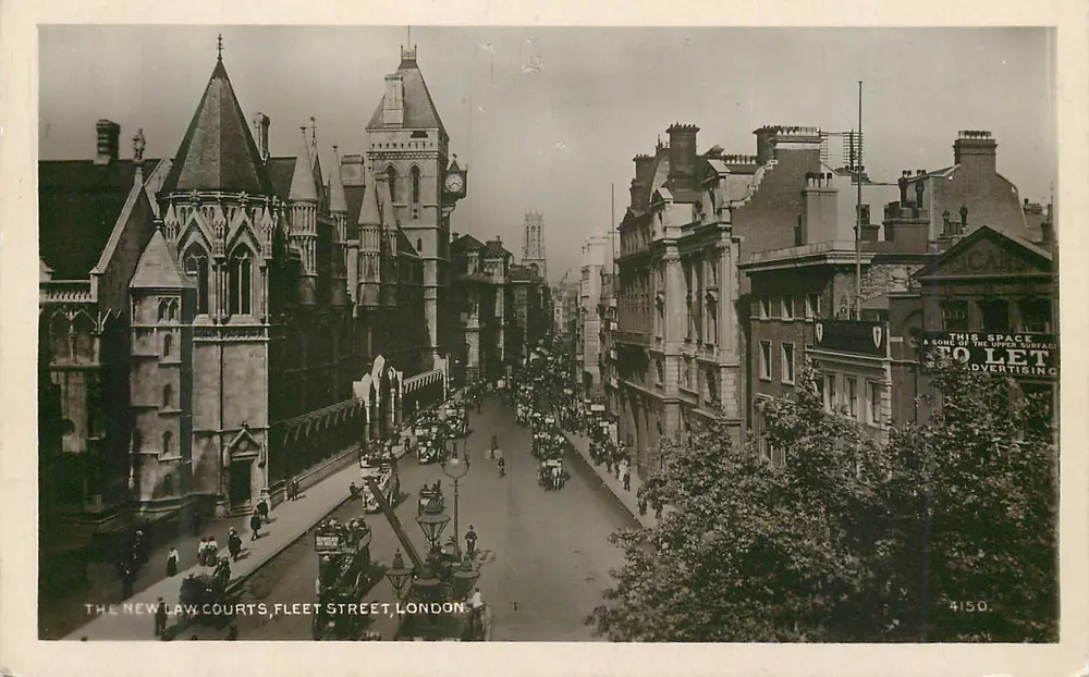 Die neuen Gerichtsgebäude, Fleet Street, London — Verlag Kingsway Real Photo Series, Nr. 4150 - Vorderseite