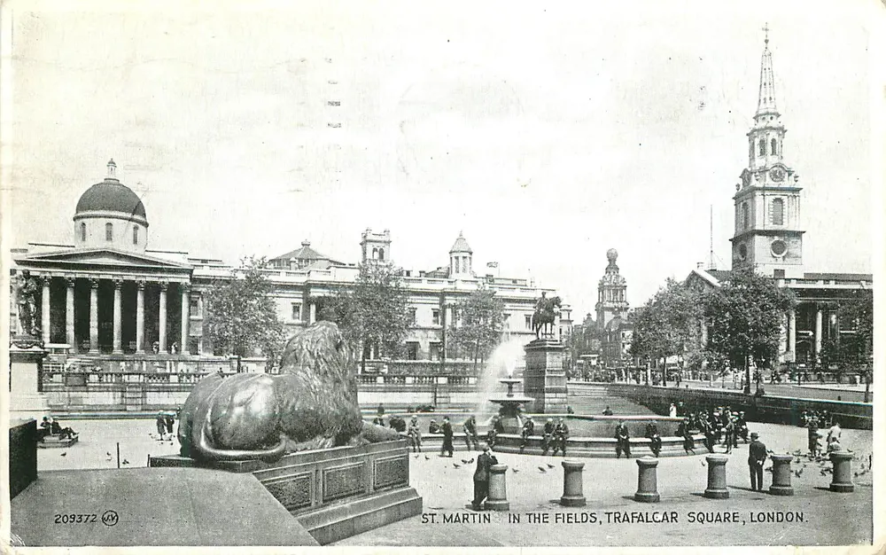 St Martin in the Fields, Trafalgar Square, London — Valentine's Postcard n°209372 - Vorderseite