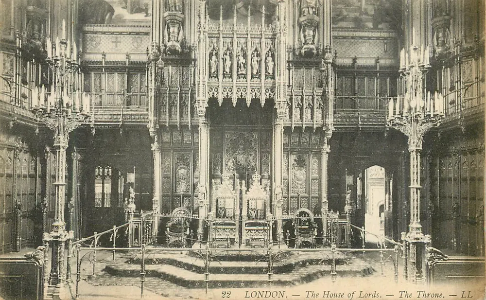LONDON — Das House of Lords — Der Thron — LL - Vorderseite