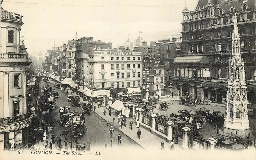 LONDRES — The Strand — LL. — 81 - Frente