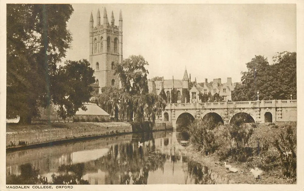 Magdalen College, Oxford — uitzicht op het college en de brug over de rivier Cherwell — uitgever: Greetings from Oxford - Voorkant
