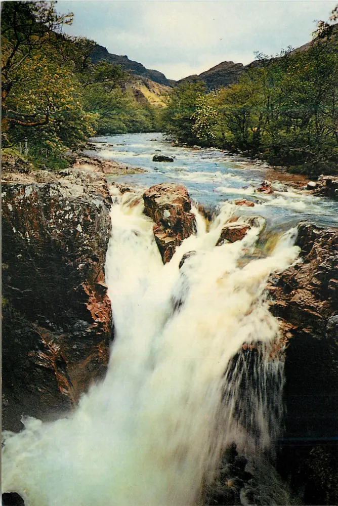 Lower Falls, Glen Nevis — in der Nähe von Fort William, Inverness-shire — J. Arthur Dixon - Vorderseite