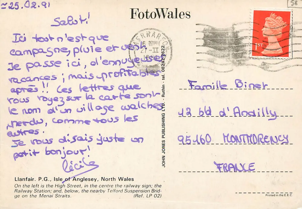 Llanfairpwllgwyngyllgogerychwyrndrobwlllantysiliogogogoch — Panoramablick mit drei Vignetten — FotoWales - Rückseite