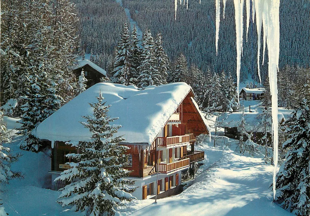 स्विटजरलैंड में शीतकालीन प्रकृति — Swiss Province in Winter — Photojob-Wehrli SA, ज़ुरिख/वेवे - आगे