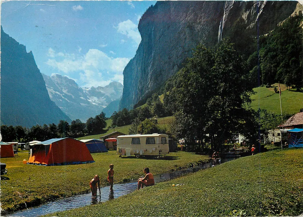 Camping Jungfrau — Lauterbrunnen, Grosshorn, Breithorn — Photo by Thor-E. Gyger, Adelboden, n°2/36968 - Vorderseite