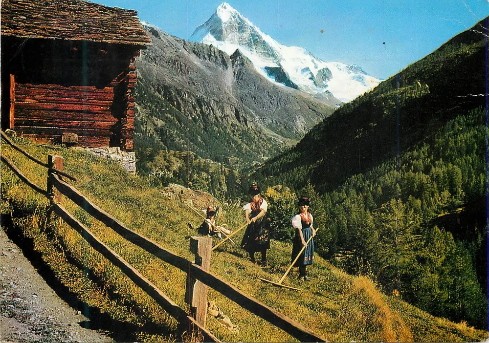 Die Haudères, mit den Valaïsannen in traditionellen Kleidern und der Dent Blanche — Edition Perrochet, Nr. 5284 - Vorderseite