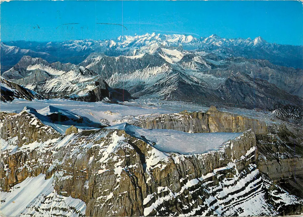 Alpes Bernois — vista do glaciar de Canfleuron e do cume do Sattelhorn — editor Donald Brun - Frente