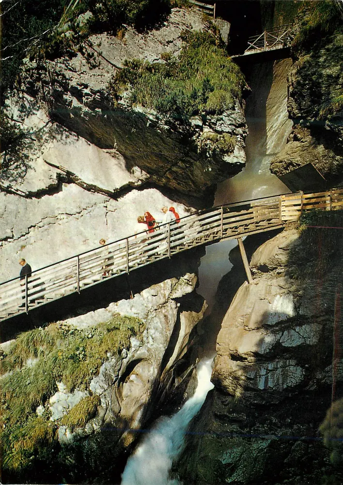 Trümmelbach-Schlucht perto de Lauterbrunnen — editor Photoglob AG, n° 5482 - Frente