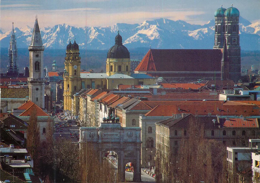 München — Ansicht der Alpen mit der Frauenkirche und dem Triumphbogen — Verlag Fritz Witzig, n° 97 - Vorderseite