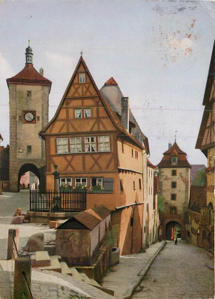 Rothenburg ob der Tauber — Vista da cidade medieval — Editor: A. Ohmayer, n° 1543 C - Frente