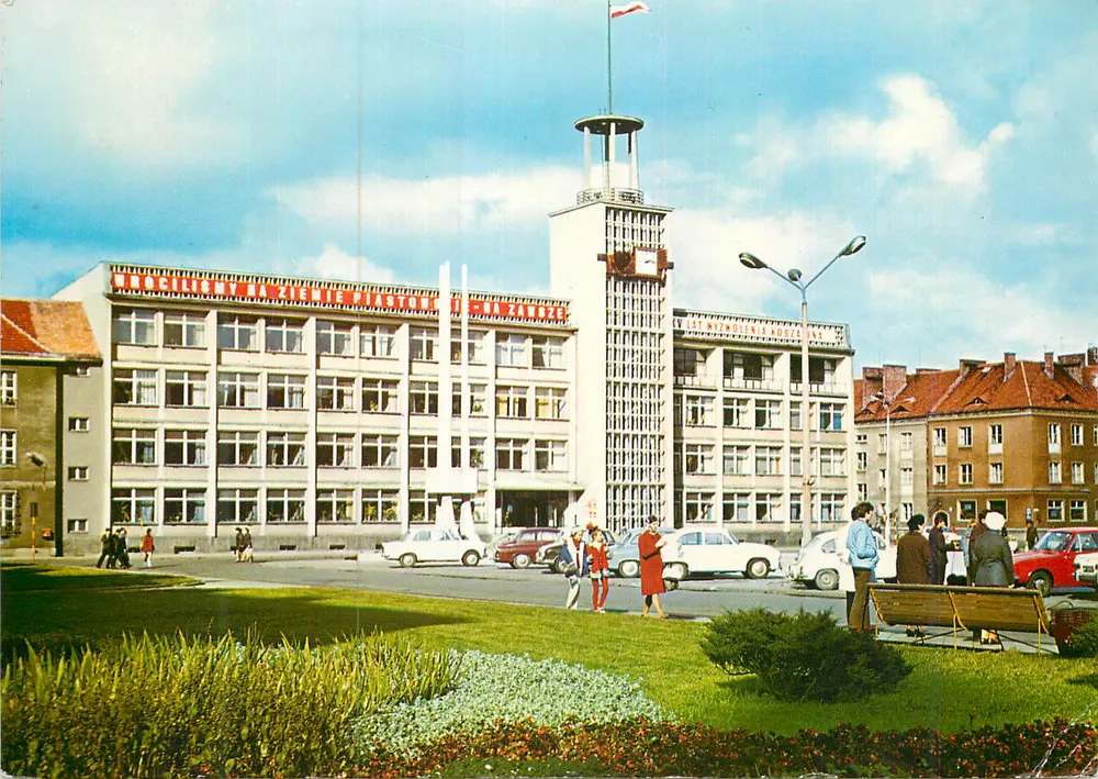 Rathaus - Sitz der Stadtverwaltung - Koszalin - J. Wendelowski - Vorderseite
