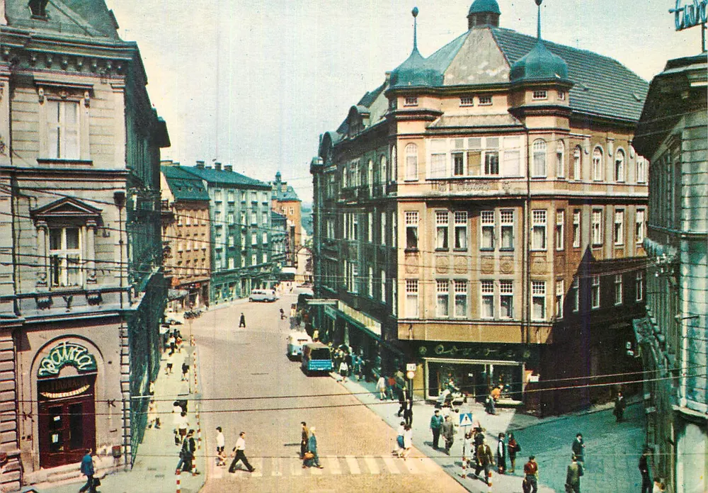 Bielsko-Biała — rua dos Cosmonautas — editor Ruch - Frente