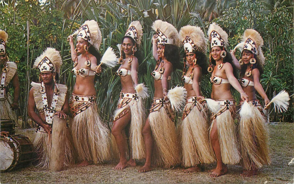 Tahitianische Tänzerinnen von Tahiti Nui — Südsee-Paradies, C19685 - Vorderseite