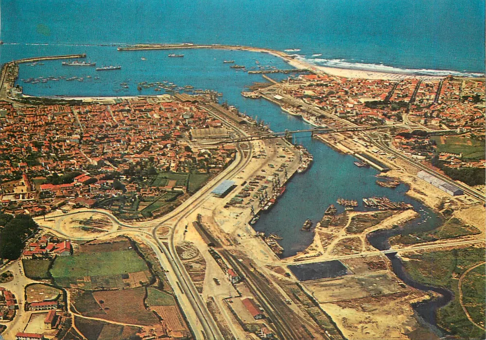 Matosinhos e seu porto — vista aérea — Bulletin-Reponse TP 1218 - Frente