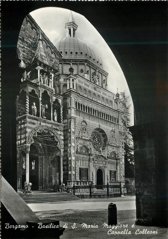 Bergame — Basílica de S. Maria Maggiore e Capela Colleoni - Frente